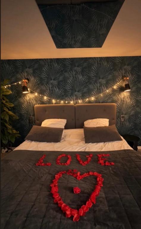 LoveRoom & Spa - Sanary sur mer - Le Nid Secret - 1
