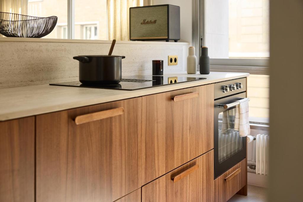 An Incredible 3-Bed 3-Bath at the Trocadéro - Eiffel Tower - 3