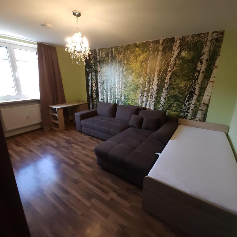 4-room flat, 5 min subway, 20 min to city center - 1