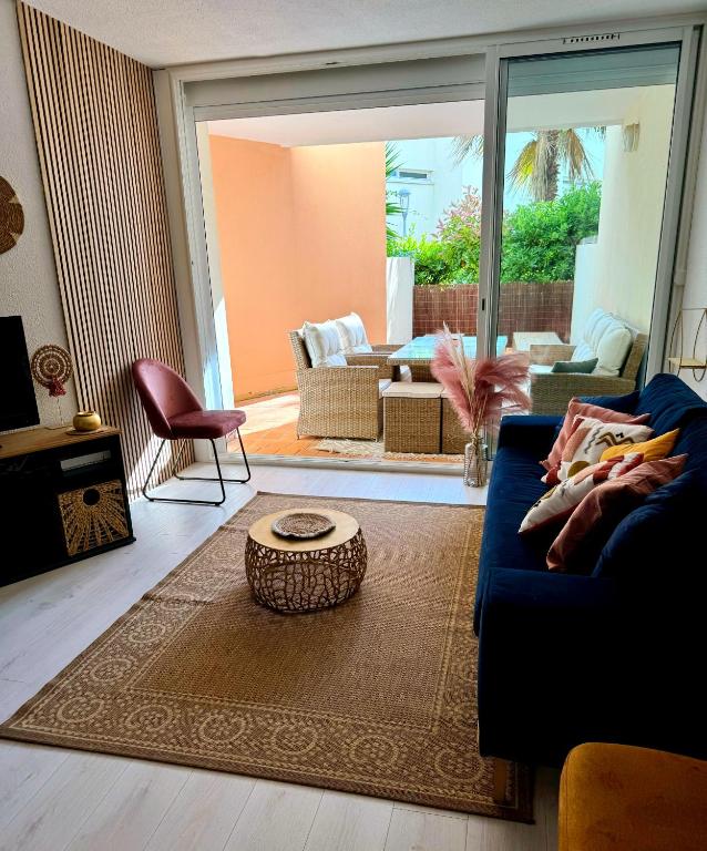 Charmant T2 proche port ! Terrasse plancha wifi ! - 1