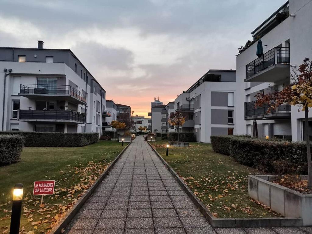 Appartement 60 m² avec parking – proche centre de Colmar - 2