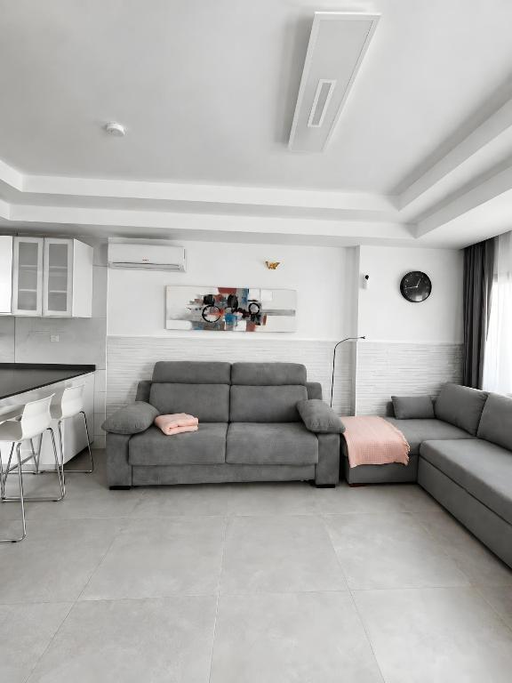 Lux-Bungalow Villa Monaco 3-rm 75m AirCon Parking - 4