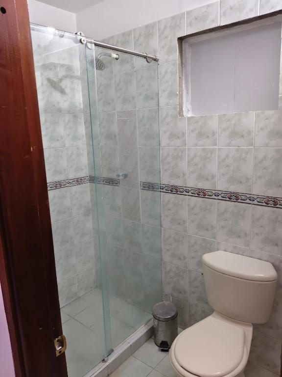 Habitación con 3 acomodaciones en Zona Central, Santa Marta - 3