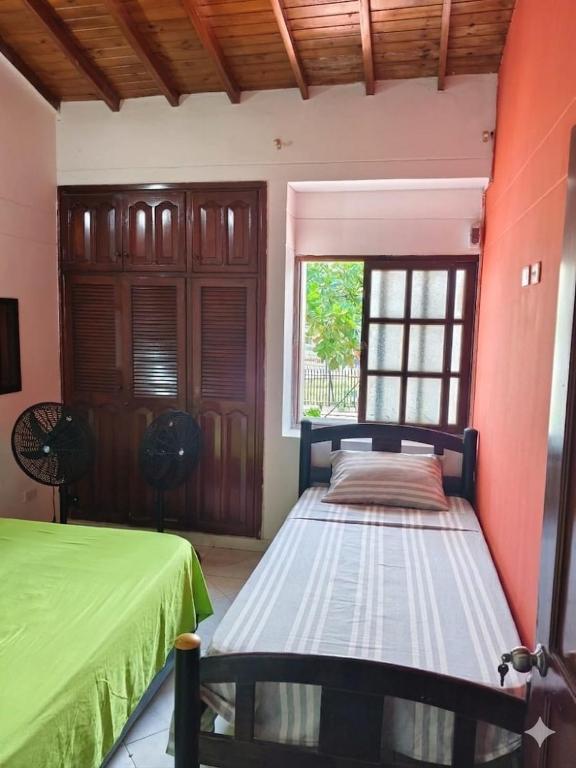 Habitación con 3 acomodaciones en Zona Central, Santa Marta - 4