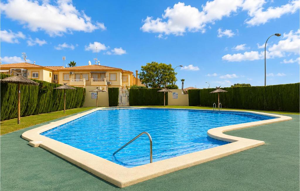 Amazing Apartment In Orihuela - 2