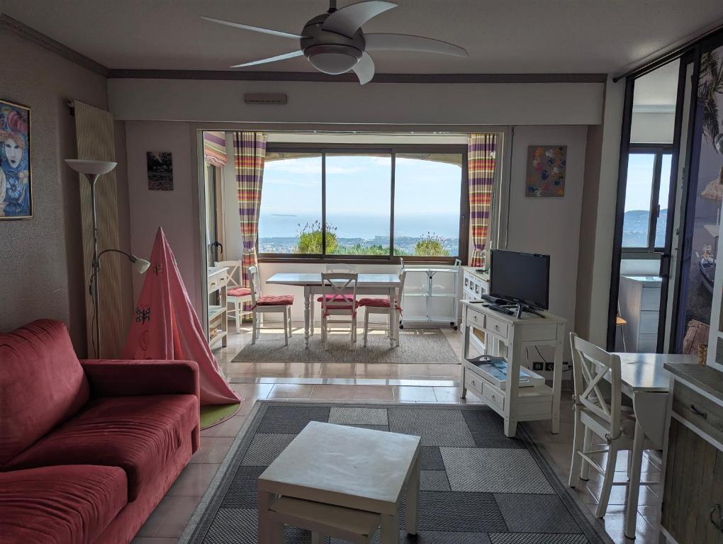 Superbe appartement avec piscine et vue mer époustouflante - 3