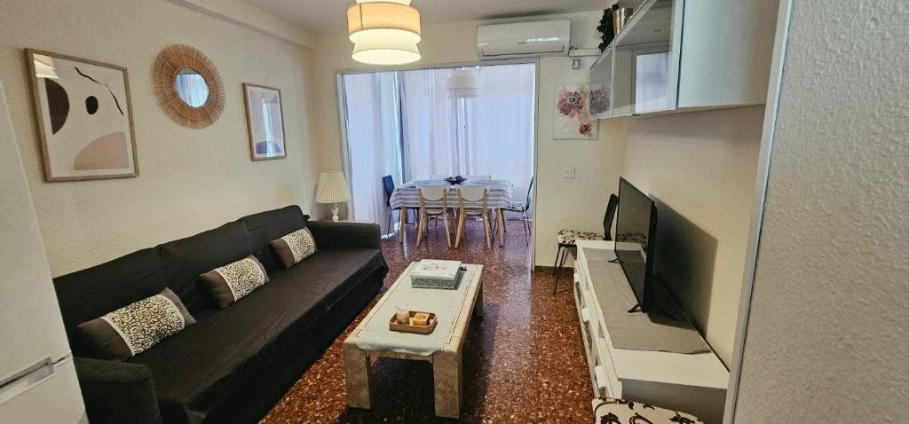 APT ALHAMBRA CON AIRE ACOND, 3 hab, ZONA PLAYA de LEVANTE-PISCINA-WIFI, parking suplem - 2