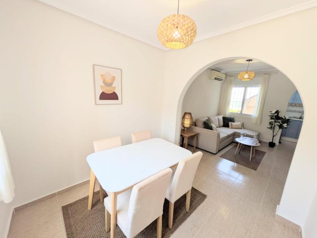 Maison de Charme avec Rooftop – Vue Mer Montagne - 4