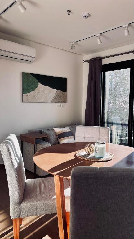 Lumiere del Sol - Apartment near Shopping Area - 1