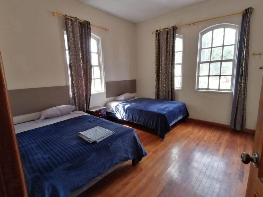 Hostal Piscis - 3