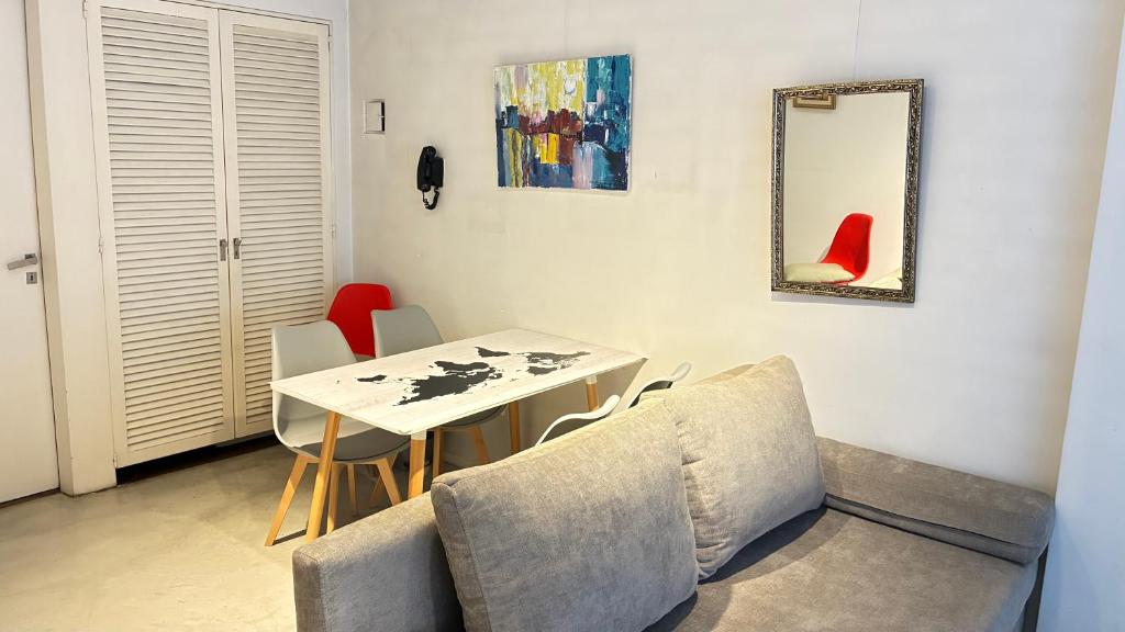 Hermoso estudio para 3 - 2