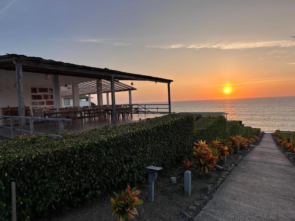 Hotel Punta Blanca - Jama Manabí - 3
