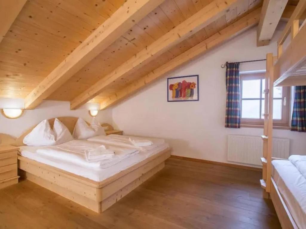 Chalet with Mountain Views in Wald - 5