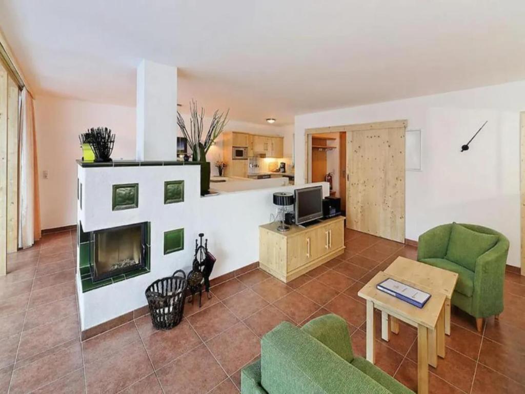 Tranquil Mountain Chalet for 8 - 2