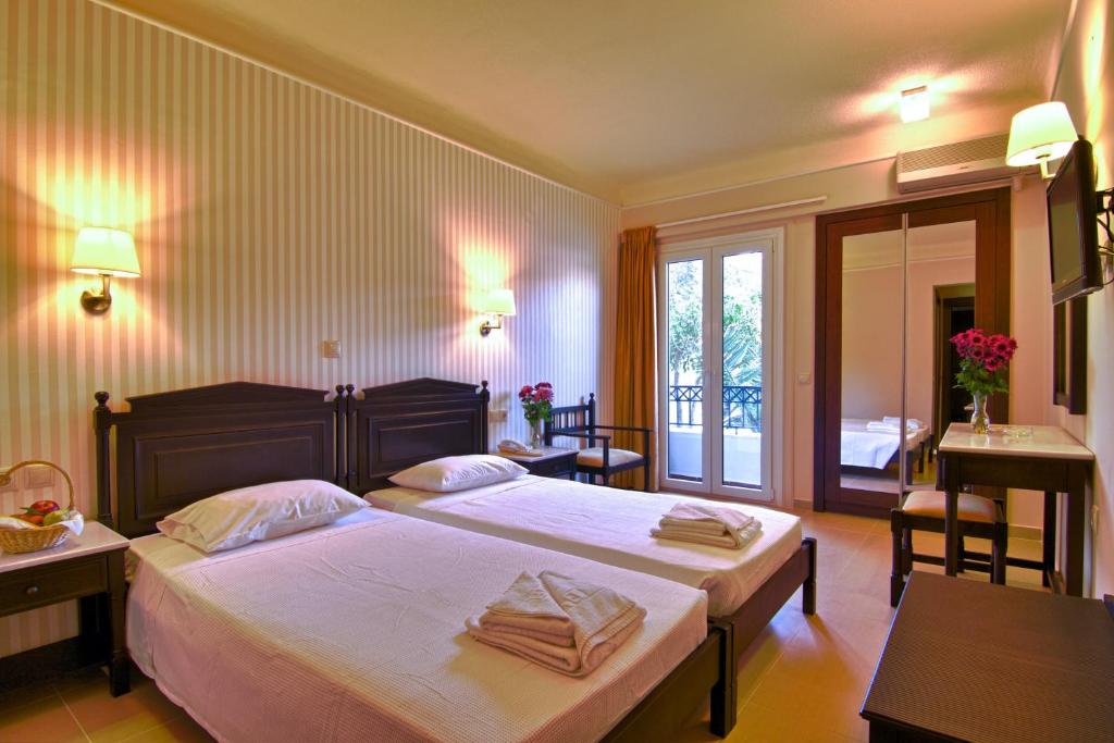 Fortezza Hotel — Pokoje in Retimno