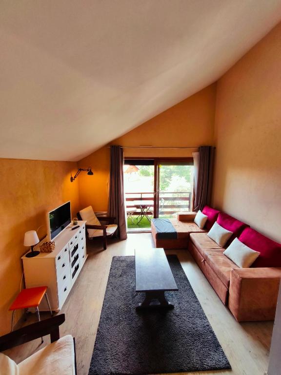 Appartement T2 loft 6-8 pers, pied des pistes de la station Chaillol 1600, balcon sud - 2