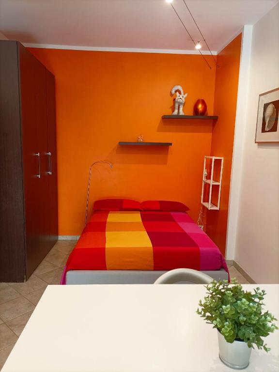 Orange House - 4