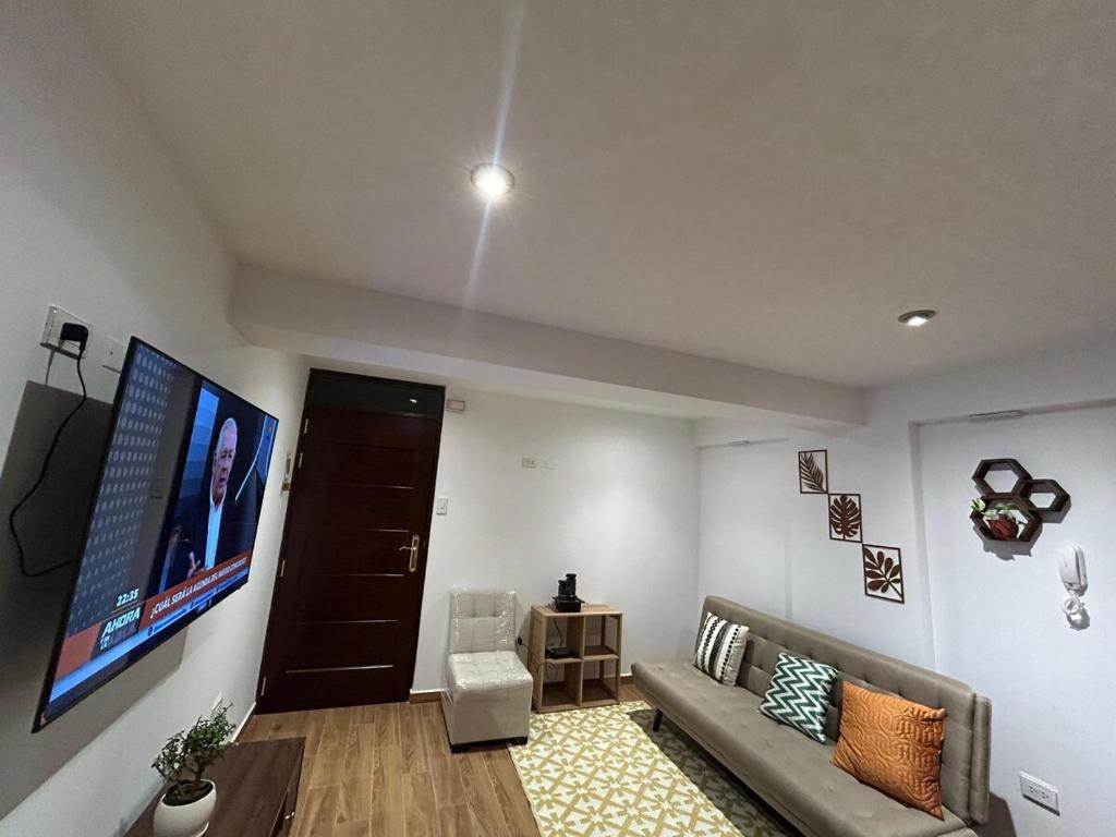 Modern apartment in Cusco - Kitchen, Washer and TV - 2