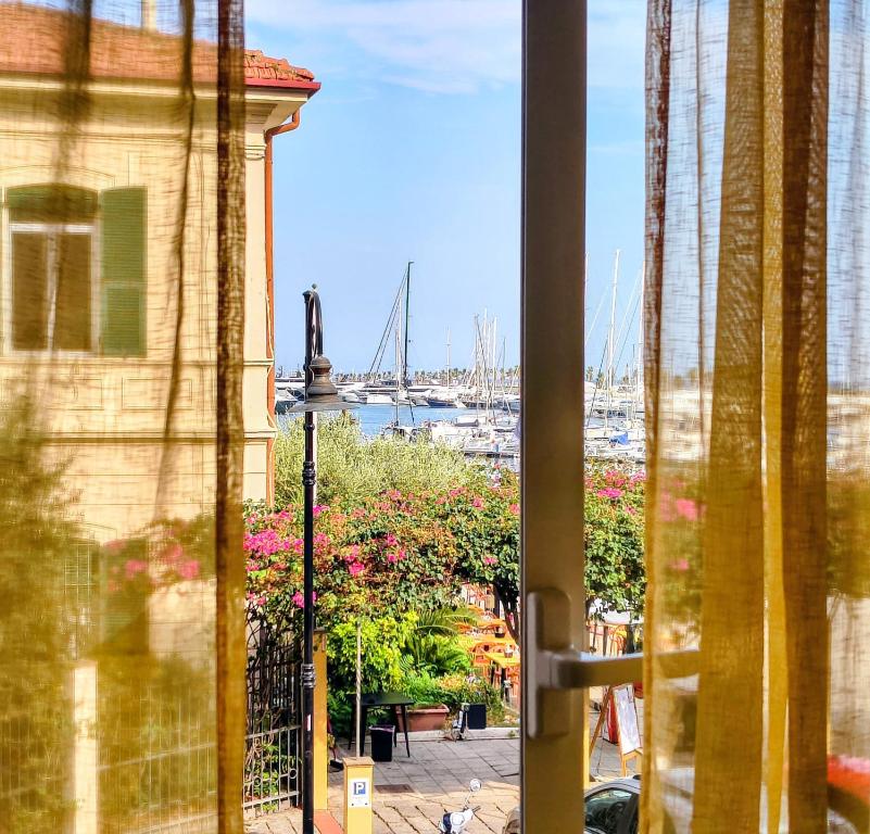 Perla Nera Guesthouse - 3