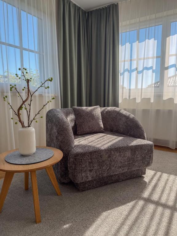 "SONNTAGSGLÜCK" - Premium Apartments Seekirchen, ruhiges Feriendomizil im Grünen, gemeinsamer Poolarea - 3