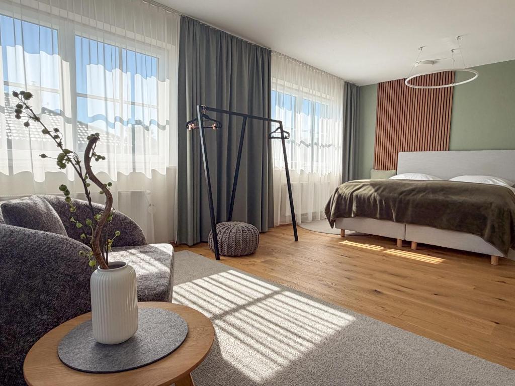 "SONNTAGSGLÜCK" - Premium Apartments Seekirchen, ruhiges Feriendomizil im Grünen, gemeinsamer Poolarea - 2