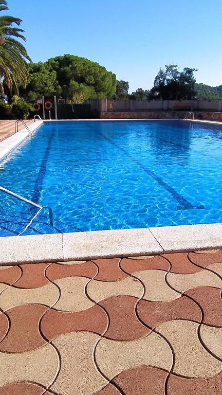 Studio with a large pool in Tossa de Mar - 2