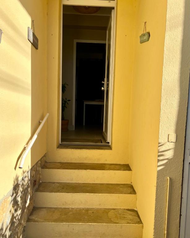 T3 Rez de jardin SANARY CENTRE - 4