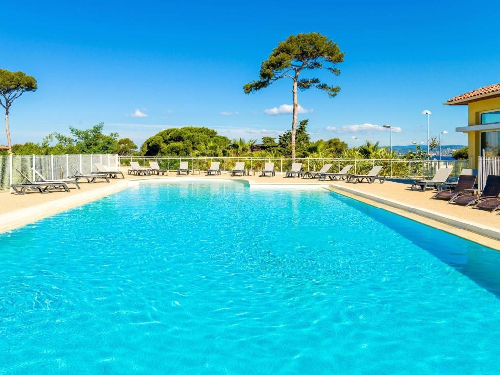 Duplex Apartment Near Marina & Beach - 2