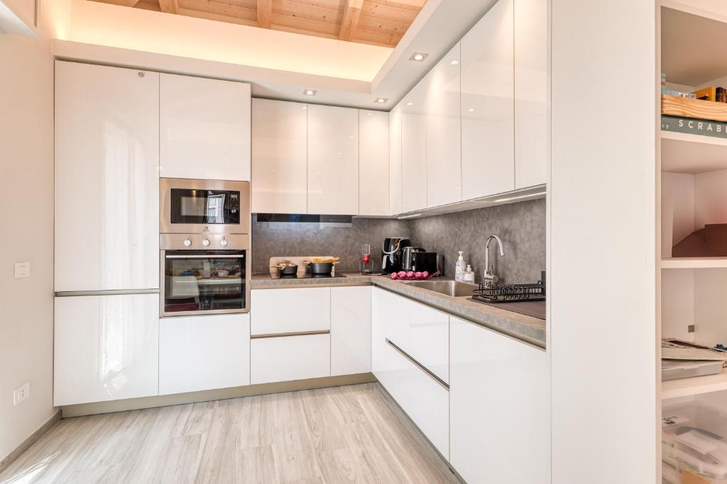 Casa del Geco with Terrace and Parking - Happy Rentals - 5