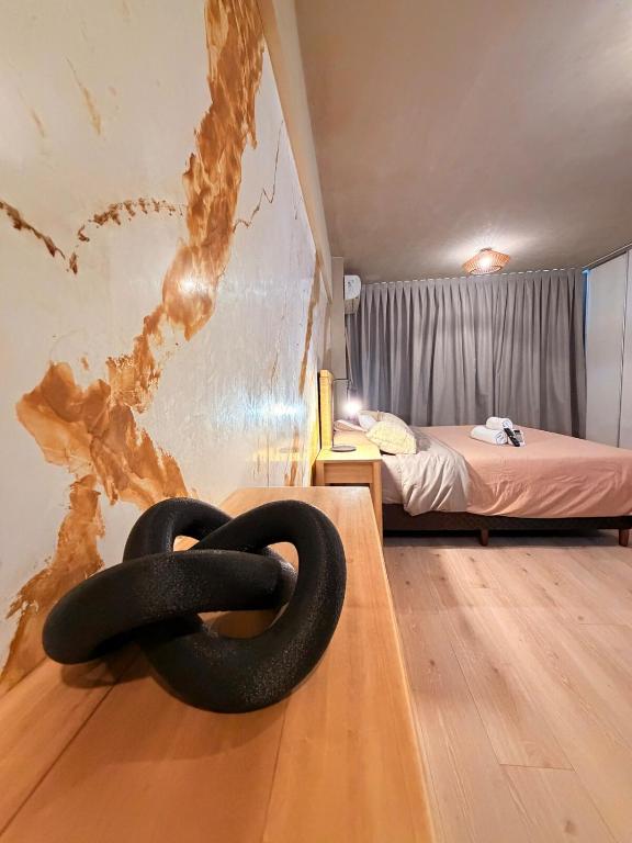 Studio moderno con mural - King Size bed - 5