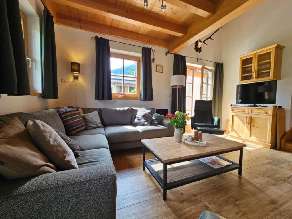 Alpine Chalet in Wald im Pinzgau for 12 - 3