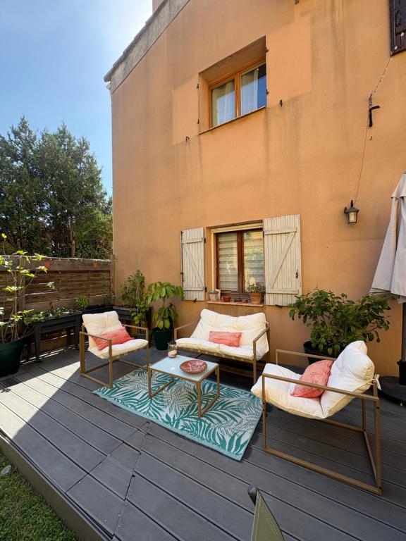 Appartement avec terrasse proche centre ville d'Arles - 2