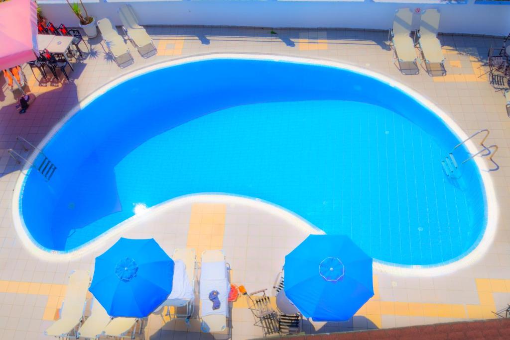 Louvre Hotel — Swimming pool in Gouvia, Ionian Islands