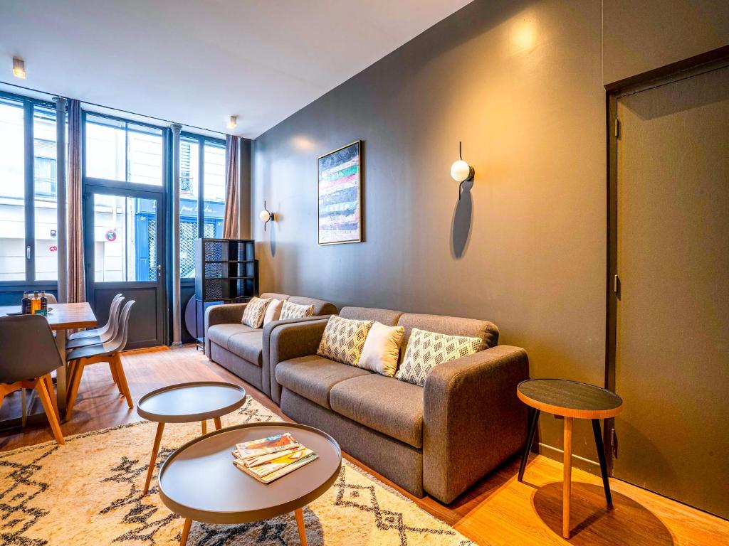 UrbanFlat 136 - Large Apartment in Paris Center - 3