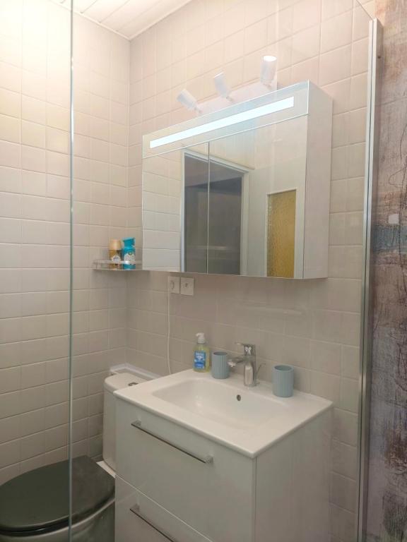 Appartement, rez de jardin avec piscine - 3