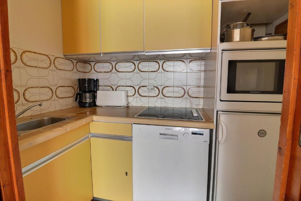 Résidence Plein Soleil - APPARTEMENT ENSOLEILLÉ, TV DANS LE SALON ET LA CHAMBRE MAE-7612 - 4
