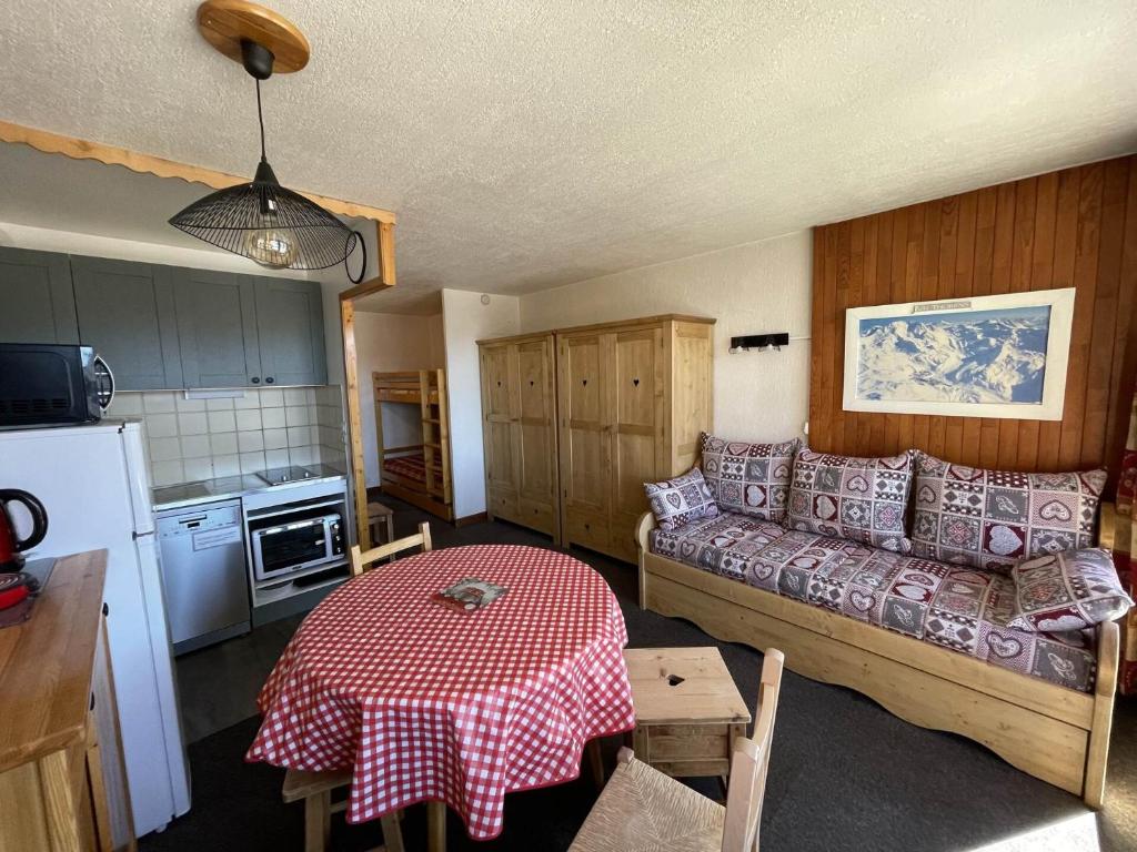 Résidence Glaciers - VAL THORENS location: studio pour 4 personnes avec balcon sud ouest dans un quartier jeune et animé MAE-9085 - 4