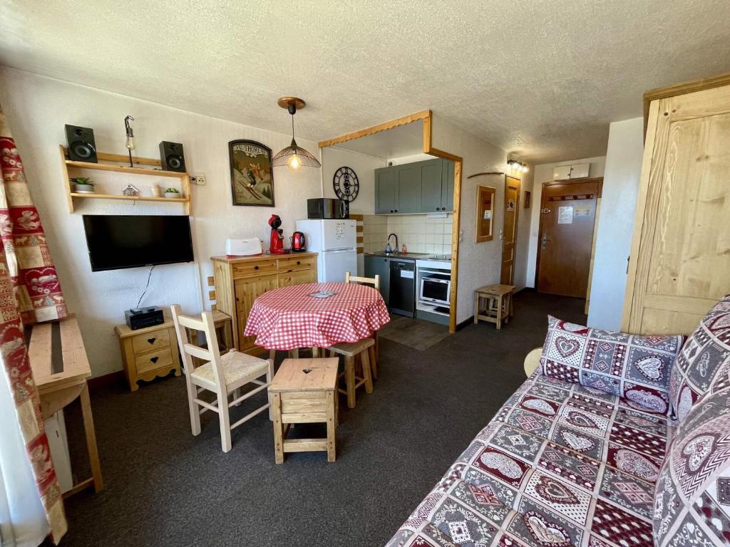 Résidence Glaciers - VAL THORENS location: studio pour 4 personnes avec balcon sud ouest dans un quartier jeune et animé MAE-9085 - 5