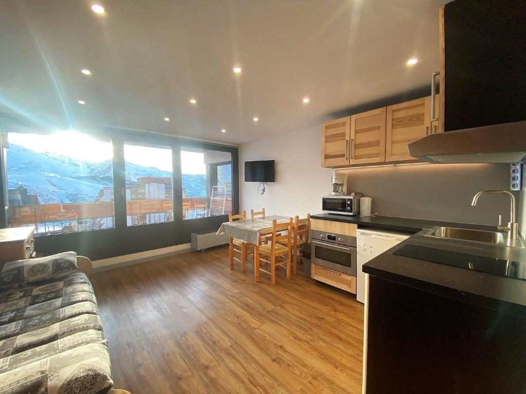 Résidence Neves - VAL THORENS location: Studio pour 4 personnes dans un quartier animé (LES NEVES) MAE-9097 - 2