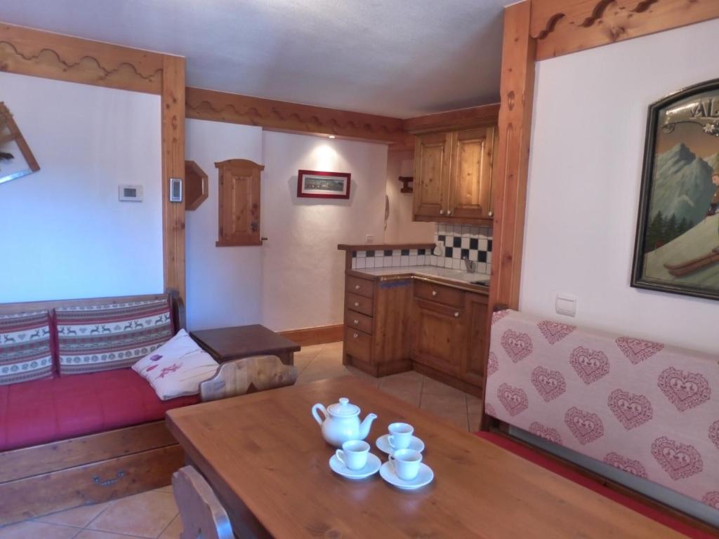 Résidence Fermes De Meribel Bat C - Confortable appartement 3 pièces pour 4 personnes aux pieds des pistes aves accès à la piscine situé à Meribel Village MAE-1800 - 3