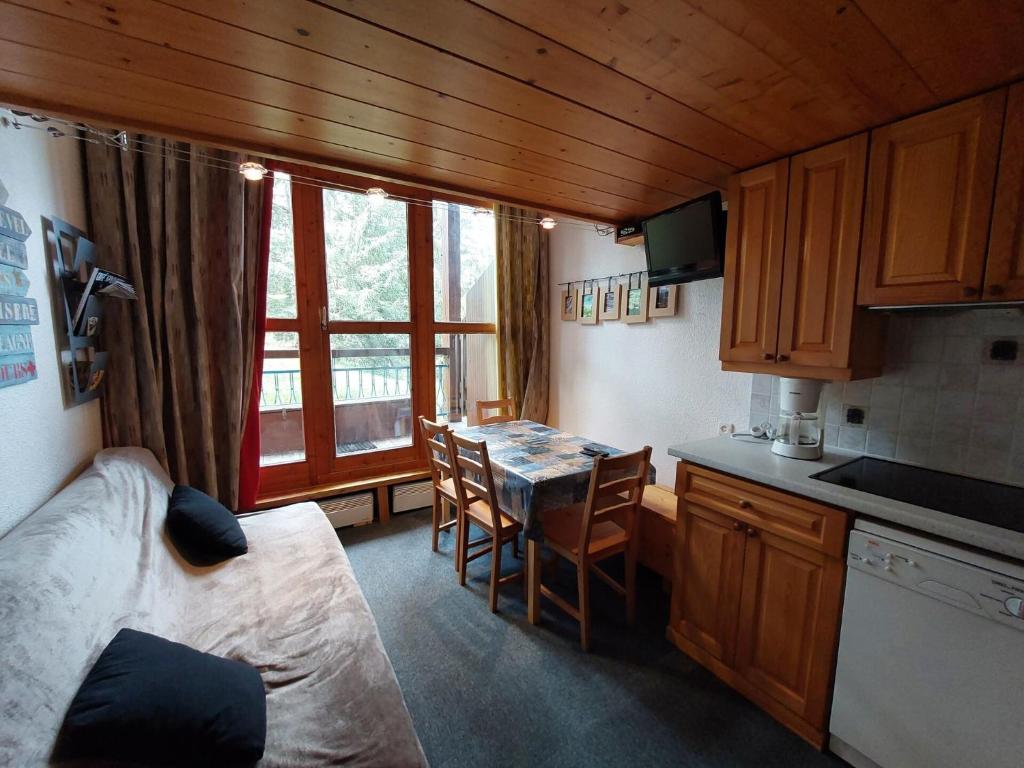 Résidence Mirantin 2 - Duplex pour 4 personnes proche des pistes et des commerces - Résidence calme dans le village de Charmettogerà Arc 1800 MAE-1980 - 1