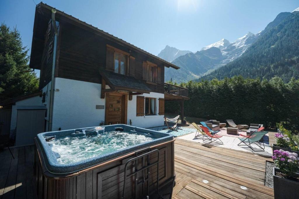 Moraine Chalet Vue 10pers Sauna Jacuzzi - 1