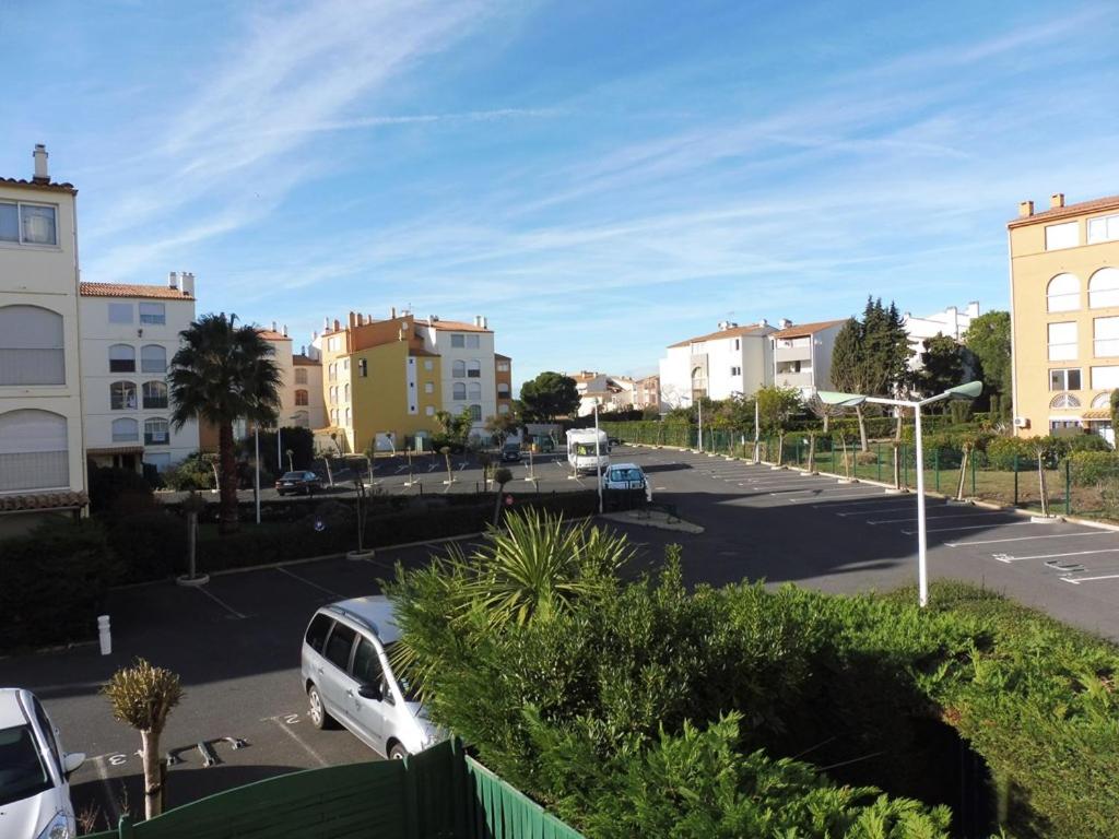 GENOIS Joli studio cabine Mt St Martin proche port Cap d'Agde - 2