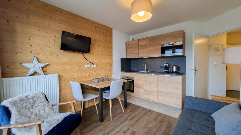 Résidence Les Pleiades - Appartement lumineux · Centre station · Balcon MAE-7393 - 4
