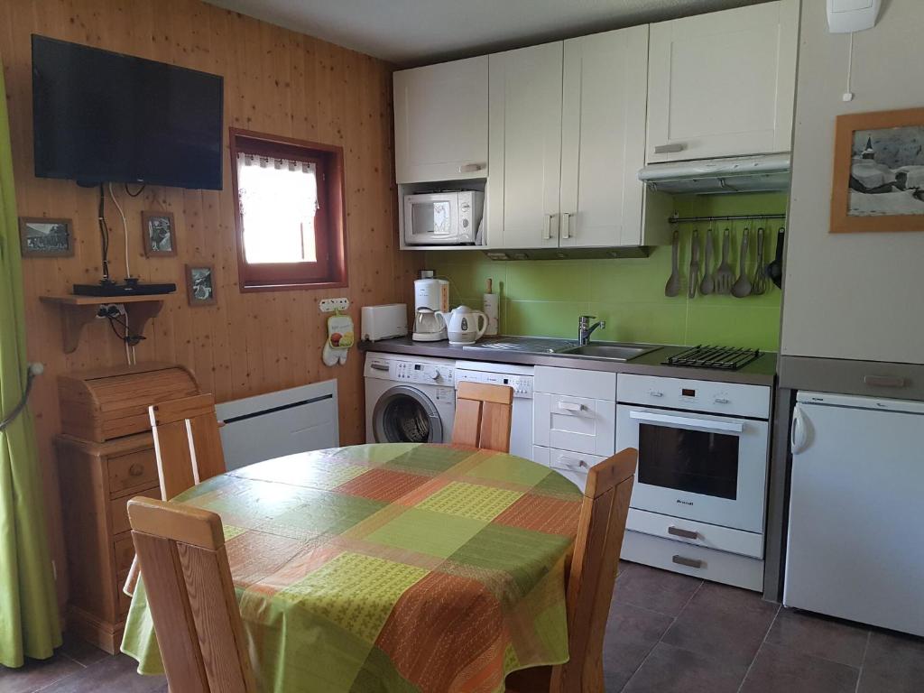Résidence La Croix Du Sud - Studio cabine 4 personnes 2 exposé Est MAE-8784 - 5