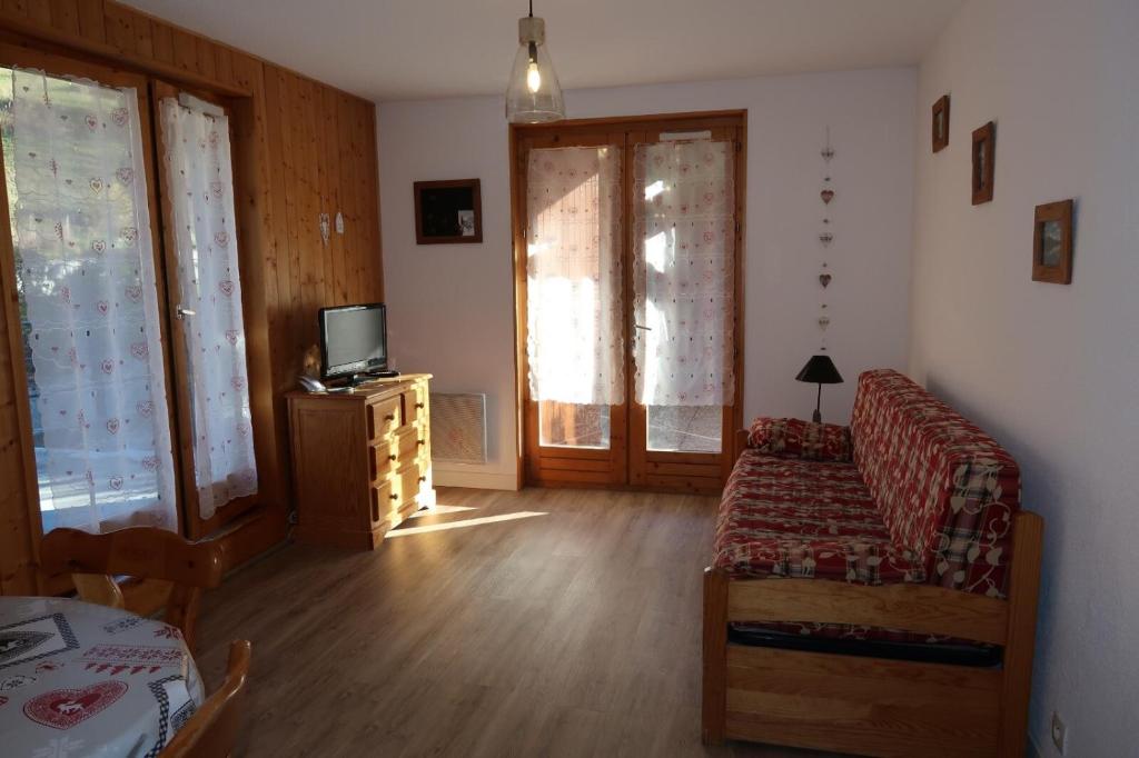 Chalet Du Regain - 3 pièces 8 personnes exposé Sud-Est MAE-9294 - 1