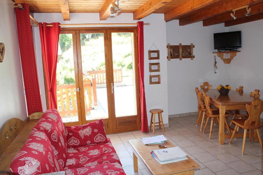 Chalet Les Ancolies - 4 pièces 6 personnes 3 exposé Sud-Est MAE-9764 - 1