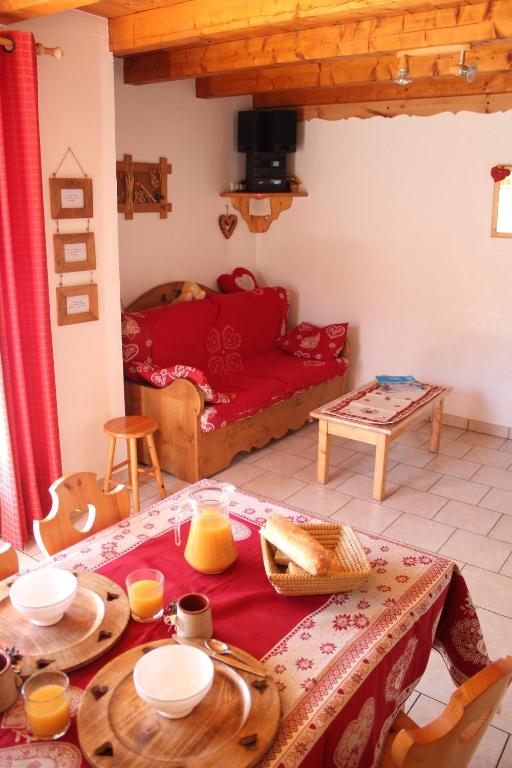 Chalet Les Ancolies - 4 pièces 6 personnes 3 exposé Sud-Est MAE-9764 - 2