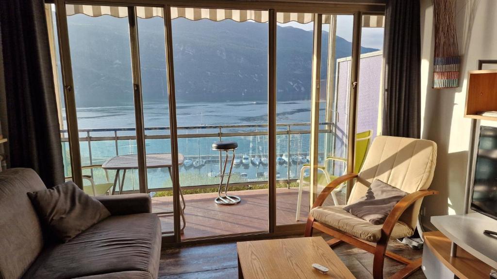 Résidence Les Belles Rives E - Magnifique et imprenable vue sur le Lac du Bourget ! MAE-6434 - 1