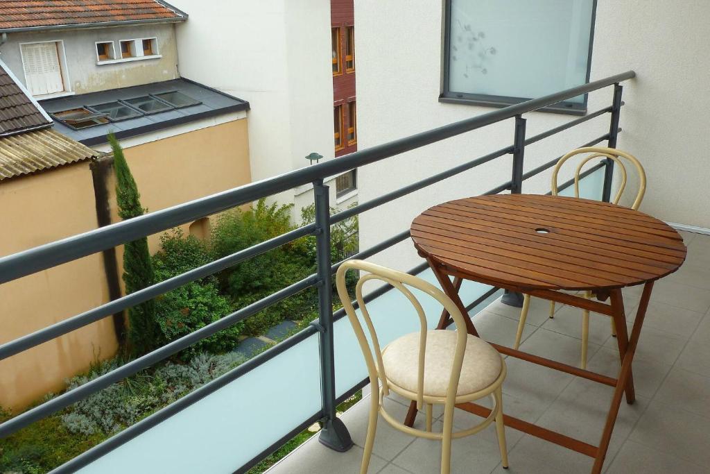 Residence L'albizia - Très agréable avec sa belle terrasse hyper centre ! MAE-6594 - 3